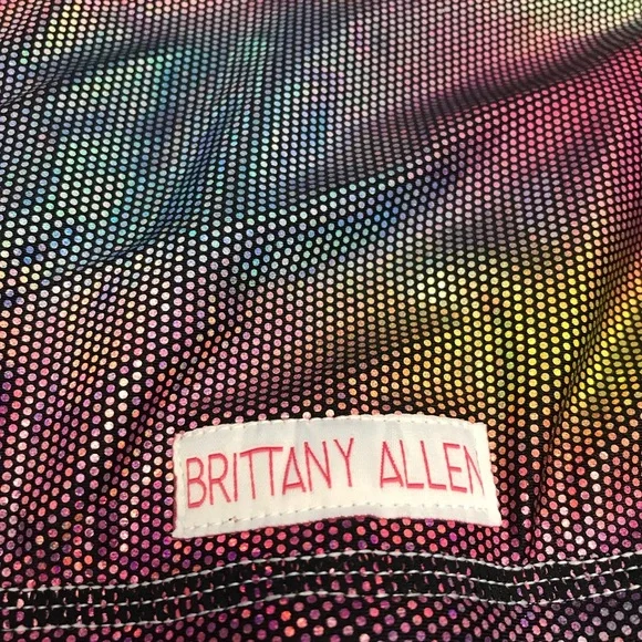 Brittany Allen multicolored metallic one shoulder sports bra sz S - Picture 3 of 9